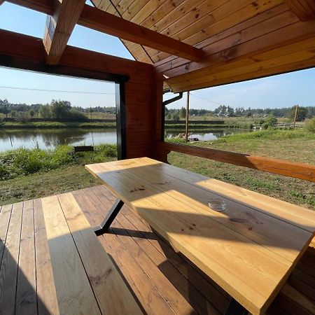 Guesthouse On The Lake With Bathhouse 70 Km From Kiev Makariv 외부 사진
