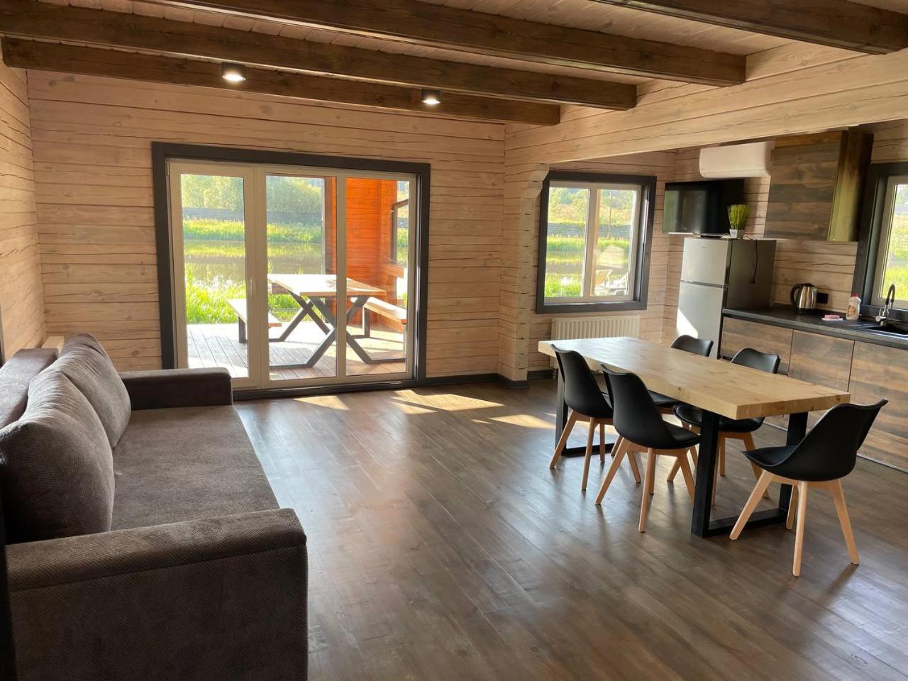 Guesthouse On The Lake With Bathhouse 70 Km From Kiev Makariv 외부 사진