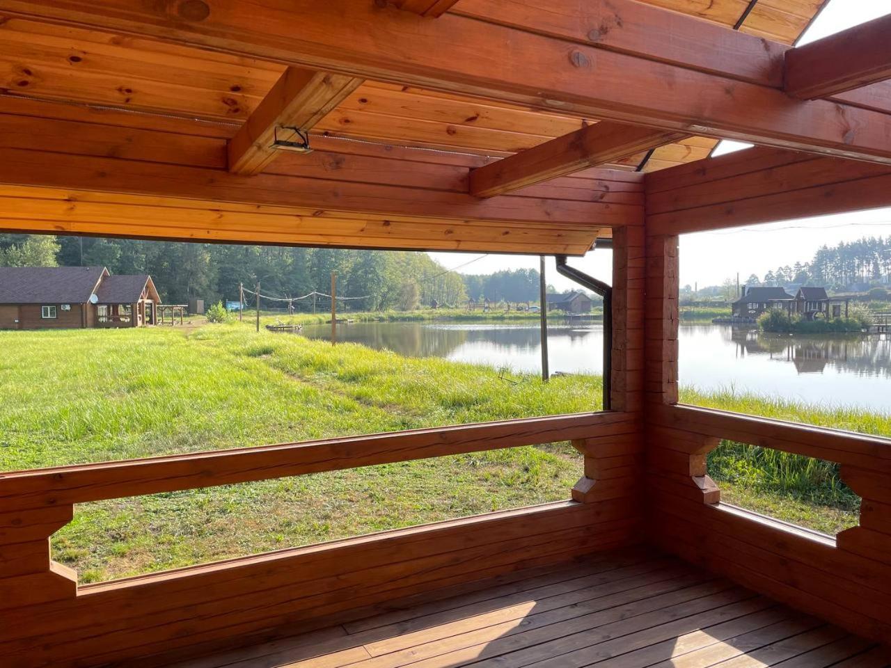Guesthouse On The Lake With Bathhouse 70 Km From Kiev Makariv 외부 사진