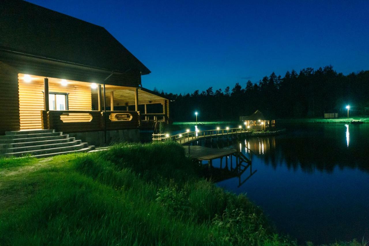 Guesthouse On The Lake With Bathhouse 70 Km From Kiev Makariv 외부 사진