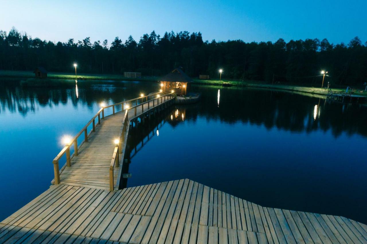 Guesthouse On The Lake With Bathhouse 70 Km From Kiev Makariv 외부 사진